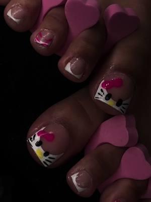 LOS ANGELES NAIL AND TOE TECH🎀 Located in Inglewood, California @ joinailedit on Instagram #typ #hellokitty #hellokittytoes #acrylictoes #toetech #latoetech #inglewoodtoetech #inglewoodnails #lanails 