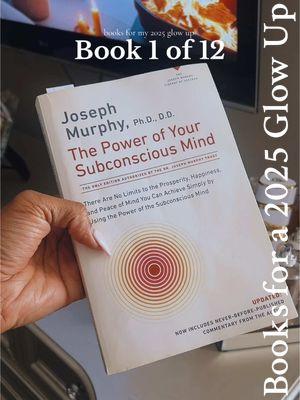 Mindset shifting all 2025 #mindsetshift #bookstoread #glowupmindset #selfimprovement 