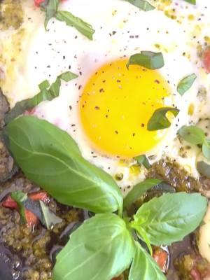 Have you see the viral trend of cooking eggs in pesto? It’s SO good, but I add something that I think makes these pesto eggs even better! Try it and let me know what you think. #wholesomeyum #eggs #pesto #eggrecipes #breakfast #EasyRecipes #healthyrecipes