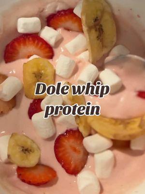 #dolewhip #smoothprotein #strawberryproteinpowder 