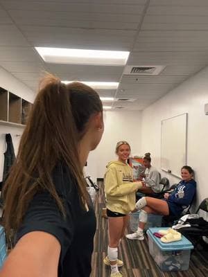 locker room tokkkkk @katiberez #d1 #volleyball #vanderbilt #vanderbiltvolleyball #sec #volleyballgirls #d1volleyball #fyp