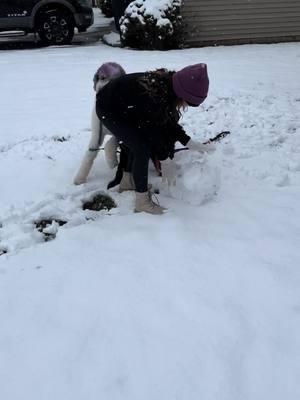 Snow day fun with a twist—meet our Cheer Snowman! ⛄🎀 No school, no competition, just snowflakes and spirit! ❄️📣 Grateful for these chill moments. #CheerSnowman #SnowDayVibes #CheerSpirit #WinterFun #NoSchoolNoProblem 