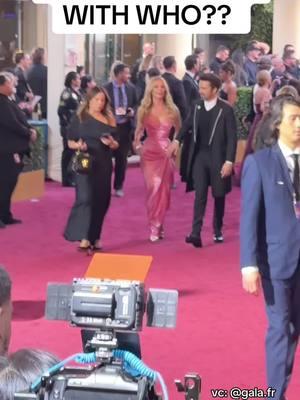 Sebastian Stan holding hands with Annabelle Wallis on the red carpet 😱 #creatorsearchinsights #goldenglobes #sebastianstan #annabellewallis #awardshows #redcarpet #luxuryoutfits  vc: @@galafr  