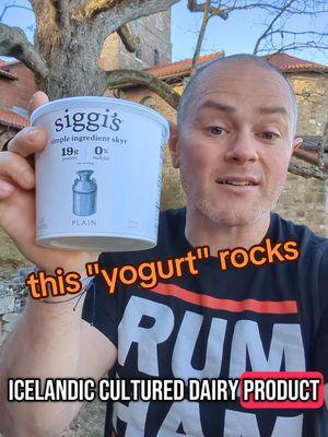 This "yogurt" rocks #skyr #yogurt #iceland #protien 