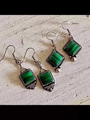 Got another pair finished! Which pair do you like better?? I have always loved malachite and am enjoying creating with it. These earrings are sterling silver with malachite stones and surgical steel earring hooks. 💚 #clairkehrbergmaker #westernstyle #handmade #cowgirlstyle #boho #bohowestern #bohemian #bohemianstyle #malachite #malachitestone #malachitejewelry #silver #silverjewelry #silversmith #jewelrydesigner #jewelryaddict #etsy #etsyshop #etsyhandmade 