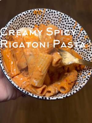 Replying to @P🐮  super easy & delicious dinner 😋 you can serve this with some meatballs ! Posting recipe soon 🔥 #creatorsearchinsights #fypシ゚viral #fyp #pasta #foodtiktok #cooking #cookwithme #rigatoni #dinner 