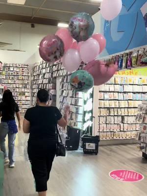 Cats birthdays 🎂🎈🤩 #funnyballoons #cat #birthday #helium #balloons 