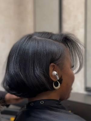 Bob season 🤔 #lemandisalon #kelseymandisa #atl #atlanta #atlantasalon #atlsalon #silkpress #atlsilkpress #silkpressnaturalhair #silkpressatlanta #silkpressatl #blackgirltok #blackgirlluxury #atlantahairstylist #atlantageorgia #atlhairstylist #bobhaircut #90sblowout #classichaircut #haircut #naturalhair #viral #viralvideo #fyp #foryoupage 