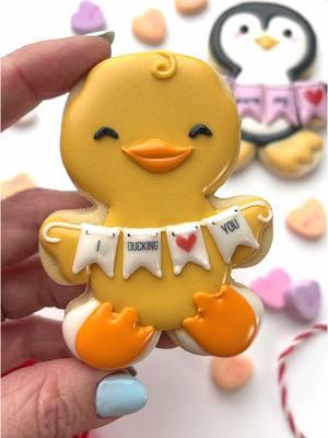 Replying to @Kayla M. Quack quack! Hope you like it! What should I make next?? #gingerbreadmen #decoratingcookies #royalicing #ducks #creative #sosatisfying #fyp 