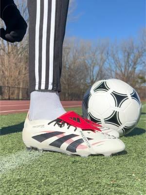 ASMR @adidas PREDATOR ELITE FR🤍❤️. Follow for more relatable footy content✅ #adidas #adidasfootball #Soccer #football #kevinfooty #fyp 