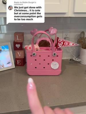 Replying to @Robin Burgin itty bitty BOGG bag in pink 💕 #bogg #boggbag #ValentinesDay #easterbasket 