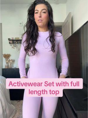 Activewear set with full length long sleeve top #activewearforwomen #affordableactivewear #matchingset #twopieceset #gifted 