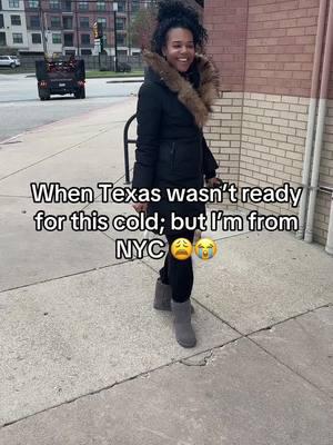 It’s colddd but this my weather uggssss & mackageeee  😂😂😂 #htx #nycgirl #texashumor #coldweather #relocation #fyp 