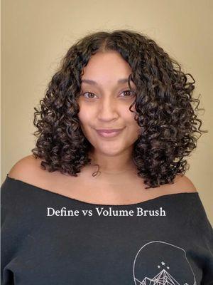 Testing out @BounceCurl viral definition and volume edge lift brush to style my natural 3a 3b curly hair! #curlyhair #curlyhairroutine #curlyhairtutorial #curlyhairstyles #curlyhairtips #curlyhairprouducts 