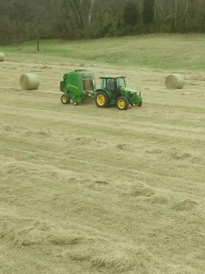 John Deere 5075E Hay Baler #johndeere #agriculture #hay #baler #farming #tractor #nothingrunslikeadeere