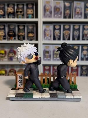 The iconic walk in chibi form😭 #fyp #foryoupage #sakuceci #anime #jujutsukaisen #jjk #jjkmanga #jjkfigure #resinstatue #gojo #gojosatoru #geto #getosuguru #weareanimecollectors 