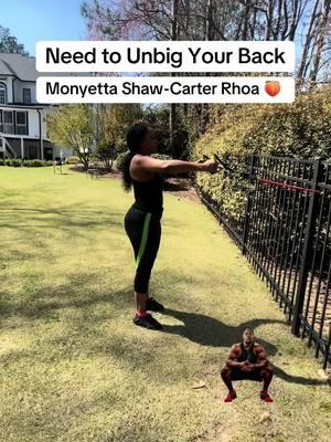 Check out this incredible back workout featuring the beautiful Monyetta Shaw-Carter from the Real Housewives of Atlanta! 🌟 Ready for more? Drop a “5” in the comments to get my exclusive 5-minute abs workout and the link sent to you! ⬇️🔗 #BackWorkout #UnbigYourBack #KENYAFIED #fitness #goals #waist #backday #snatchedwaist #gymmotivation 