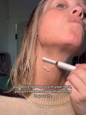 Guaranteed smooth neck in seconds. Do you do this? #dermaplaning #dermaplane #skincareroutine #skintips #neckcare 