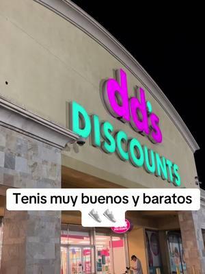 Tenis muy buenos y baratos 👟👟 #ddsdiscounts #tenis #baratos #greenscreen #foryourpage #contenido 