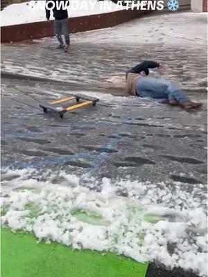 Nothing like bombing a hill in a recycling bin (he’s okay) #uga #universityofga #universityofgeorgia #georgia #godawgs #athens #athensga #ga #snow #snowday #winter 