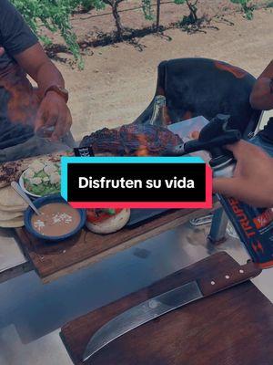 Disfruten su vida #CapCut #friends #amigos #roadtrip #fyp #trending #tiktok #viralvideo #foryoupagе #fypシ #foodtiktok #viral #video #valledeguadalupe #trendingvideo 