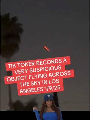 SO THIS LADY COUGHT A BERY SUSPICOUS ONJECT FLYING ACROSS THE SKY IN LOS ANGELES #foryoupage  #viral  #trending  #fyp  #trendingvideo  #viralvideo  #losangeles  #socal #ifo #uap #drine #diorbags #wtf #nicoleverything 