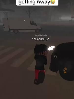 Bro knew it was over he couldn’t even open the door #southbronxthetrenches #southbronx #roblox #robloxroleplay #fyp 