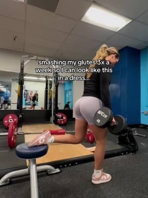 this is your sign to try these workouts if you’re tryna carry a wagon too #glutegrowthworkouts #growglutesgrow #gluteworkouttips #gluteworkoutsforwomen #gluteworkoutchallenge 