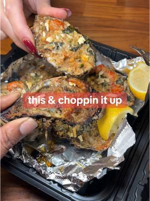 When we link it’s straight to bidness 🤤 . . Tag your fav certified yappa  . . #lotusseafood #cracksauce #houston #seafoodinhouston #houstonfoodie