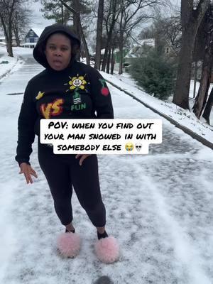 Lmfaoooooo😭😭😭#fyp #tiktokfamous #fypage #2025 #share #foryoupage🤎🤎 #dabiggest #snow #birminghamalabama #viral 