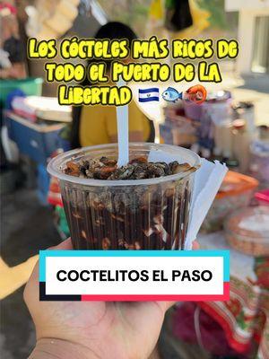 Los mejores cocteles del puerto de La Libertad 🇸🇻🦐🐟💙 #elsalvador503 #elsalvador4k #mariscos #surfcity #salvadoreños #comidasalvadoreña #cocteles 