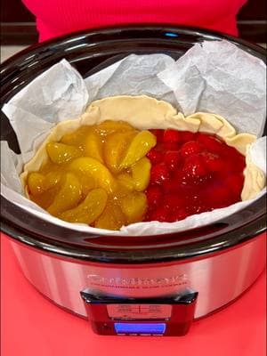 How did I not know this pie trick? 🍓🍑 #EasyRecipe #slowcooker #pie