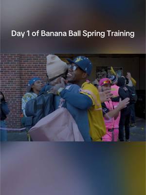 The boys are back in town and it’s been nothing short of ELECTRIC! 🤩⁣ •⁣ •⁣ #savannahbananas #partyanimals #springtraining #bananaball #baseball #savannah #baseballszn 