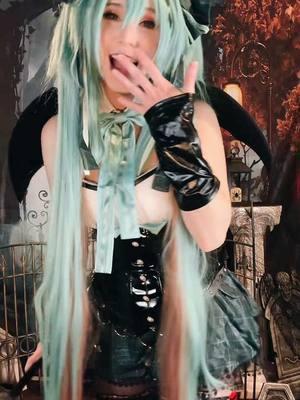 I have so many Miku cosplays planned for 2025 you have been warned #hatsunemiku #hatsunemikucosplay #mikuhatsune #mikuhatsunecosplay #mikucosplay #rascalmiku #rascalmikucosplay #mikurascal #mikurascalcosplay #mikuxrascal #mikuxrascalcosplay #vocaloid #vocaloidcosplay 