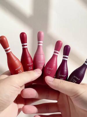 Aliver Bowling Bottle Lip Tint and Lip Glow Oil!💄💋#aliver #aliverbeauty #aliverlipglowoil #lipbalm #lipoil #lipoils #lipoilslover #lipcare #lipgoals #lipglowoil #hydratedlips #colorful #amazingcolor #onthegobeauty #perfectforanylook #nourishyourlips #reel