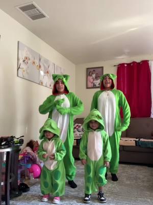 🐸🤣❤️ @Lizbet Reyes @Lizet Reyes #paratii #videos #fypシ #viraltiktok #fyp #twinsss #🤣🤣🤣 #dance #dance #funny #jajaja #sisterlove❤️ #nephew #niece #fyppppppppppppppppppppppp #paratiiiiiiiiiiiiiiiiiiiiiiiiiiiiiii #💃 #❤️ 