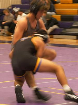 Alexander Valenzuela scores the only points in a match against Kacper Nalezny... see the full match at youtube.com/@wrestlingspot #kacpernalezny #grayslakenorthhighschool #alexandervalenzuela #warrentownshiphighschool #165lbs #ihsawrestling #grayslakenorth #warrentownship