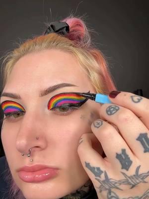 Check out this fabulous rainbow liner look! 🌈 Our girl @aka_aislinn used the crybaby eyeliner and needy lashes to whip up this stunning masterpiece! Isn’t it just dreamy? 💖✨ #rainboweyeliner #spoiledlipscosmetics #rainbowmakeup #makeup #trending #makeuptrends #makeuptutorial