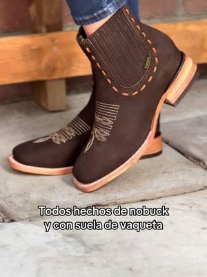 Obviamente se pueden usar con pantalón corte de bota 🙄 #botasparamujer #vaqueras #latinas #latina #ranchera #cowgirlboots #botascuadra #cuadraboots #westernboots #modavaquera #botas #botasfemeninas #botinesvaqueros #atuendovaquero #vaqueraoutfits #botasvaqueras #vaquerasdetiktok #OOTD #parati #fyp #paratipage 