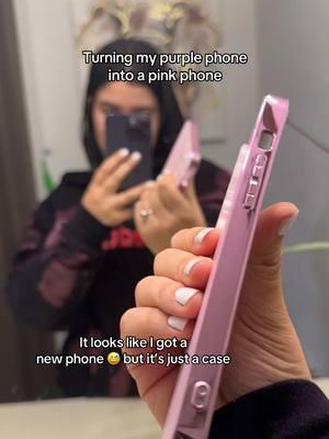 In love 😍 everyone kept asking me if I changed my phone #phonecase #case #pinkcase #pinkphonecase #pink #cute #girlyphonecases #girly #girlythings 