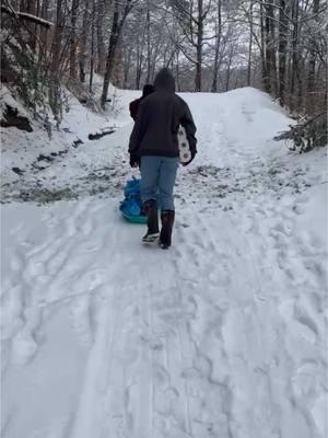 Still stuck on this mountain #winterstorm #snowstorm #mountainofmisfits #606 #appalachia #snow #ice #snowmageddon 