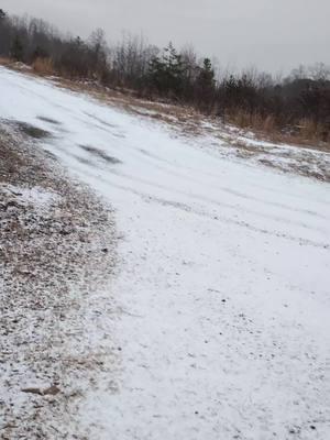 day 1 #firstsnow #ncsnowdays #fypシ #crazywhiteboy #fyp #single #ncblueeyedcountryboy #imhappy #ilovesnow