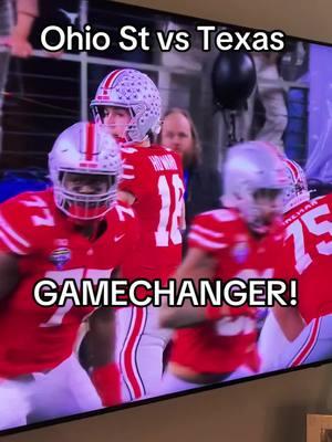 Cotton Bowl Game Changing Play as #ohiostatebuckeyes break a big screen play before Halftime for a Touchdown vs #TexasLonghorns #cottonbowl #ohiost #buckeyes