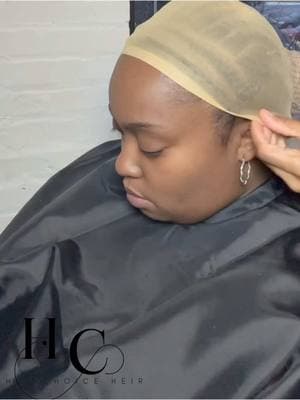 2x6 quick weave install in a minute…. Come watch. Shop and Book Now Her Choice Heir www.herchoiceheir.com #fyp #hairhat #herchoiceheir #getupandgo #alopecia #hairloss #gluelesswigs #frontalwig #naturalwigs #lacefrontwig #beyonce 