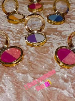 On sale now , link in bio or inbox to cop 🛍️ 4 Rich colors , of a 2 shade eyeshadow palette 🎨, RESTOCKED ✨✨✨✨⭐️⭐️⭐️⭐️ get fine fine for the New Year 🎊🥳🎉  #newarrivals #beautyproducts #fyp #shopnow🛍 #makeup #cosmetics #lipgloss #makeupgoals #blush #mascara #miniblenders #eyeshadowpalette #eyeshadow #foundations 