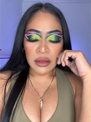 Omg ese makeup 🥰🥰🥰🥰#pinchetiktokponmeenparati😘☝️😈grax #pinchetiktokponmeenparati😘 #sechingonasinchingaranadie💪 #tiktokhazmefamosa #tiktok 