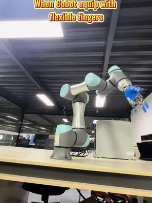 Cobot work with flexible fingers #cobot#robot#robot arm #robot factory 