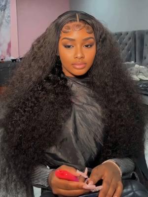 This fluffy curl gives a casual romantic vibe🥳🙌 #yolissahair#babyhairstyles#blackgirlmagic#wigforsale#hairgoals#wiglove#longhair#waterwave