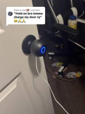 Replying to @JayT🏈 it’s so worth it though 😂 #fingerprint #doorknob #homesecurity #fingerprintlock 