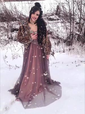 Out here lookin like a Cullen in the snow.🥀✨ #snowday #fyp  #fy #disneyprincess #cullen #photoshoot 